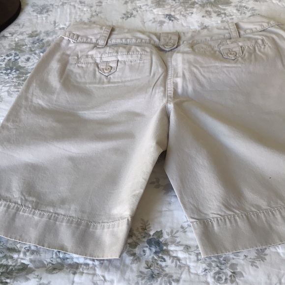 Loft like new petite shorts size eight - Picture 2 of 3